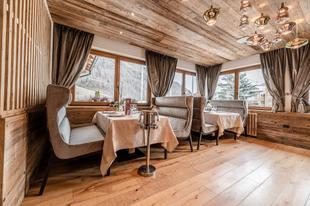 Restaurant 2