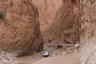 Strasse der Kasbah In der Todhra-Schlucht