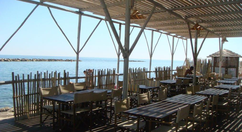 Beachbar