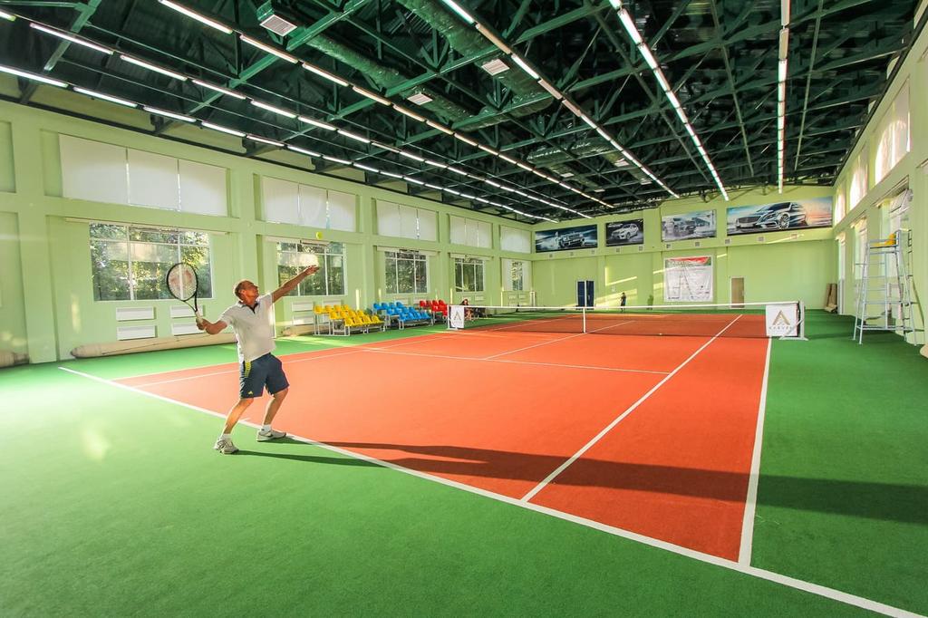 Tennisplatz