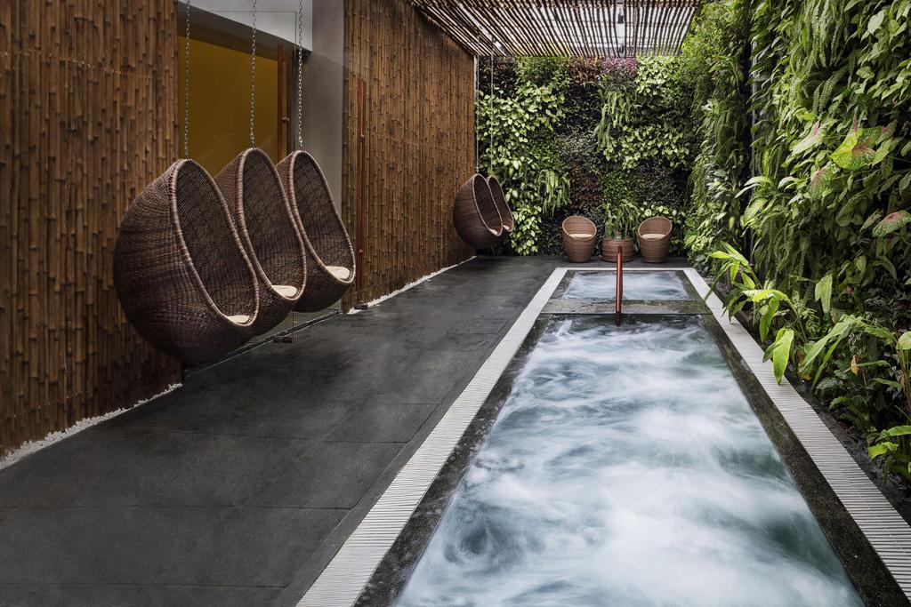 Whirlpool im Spa Bereich