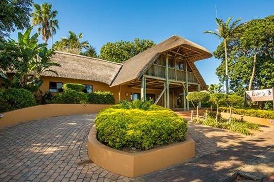 Außenansicht der Amazulu Lodge