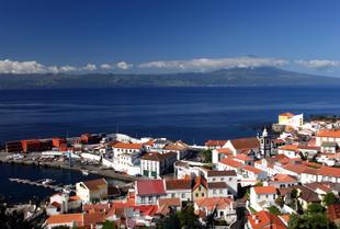 Hafen von Velas auf Sao Jorge