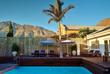 Pool mit Abendsonne