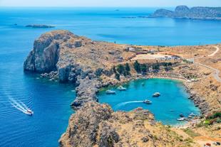 Blick auf die Bucht des Heiligen Pauls von der Akropolis von Lindos