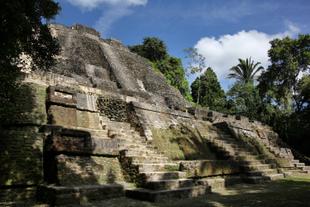 Maya Tempel