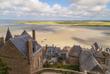 Ausblick von dem Mont Saint-Michel auf die umliegende Wattfläche