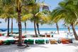 Liegen am Sandstrand