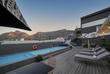 Dachterrasse mit Pool und Blick auf den Tafelberg