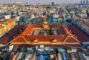 Binh Tay Markthalle