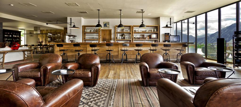 Lounge und Bar