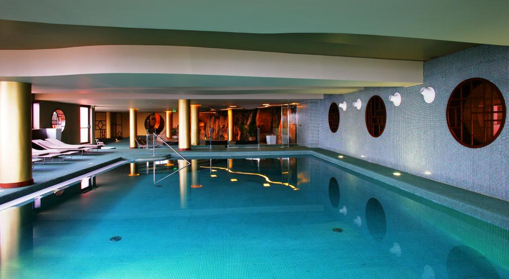 Hallenbad