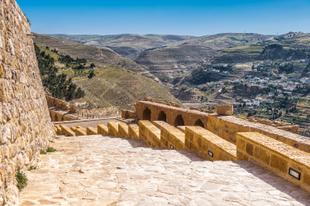 Burg Kerak mit Blick auf die Stadt