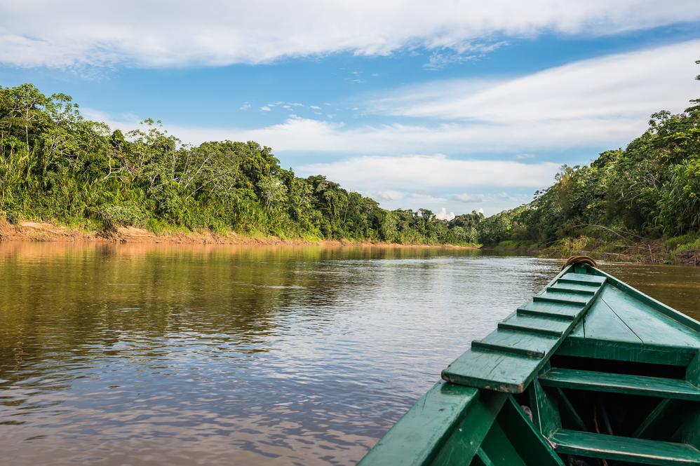 Schiff auf dem Fluss Madre de Dios