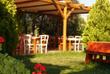 Garten mit Laube