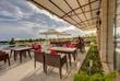 Grill House Restaurant Terrasse