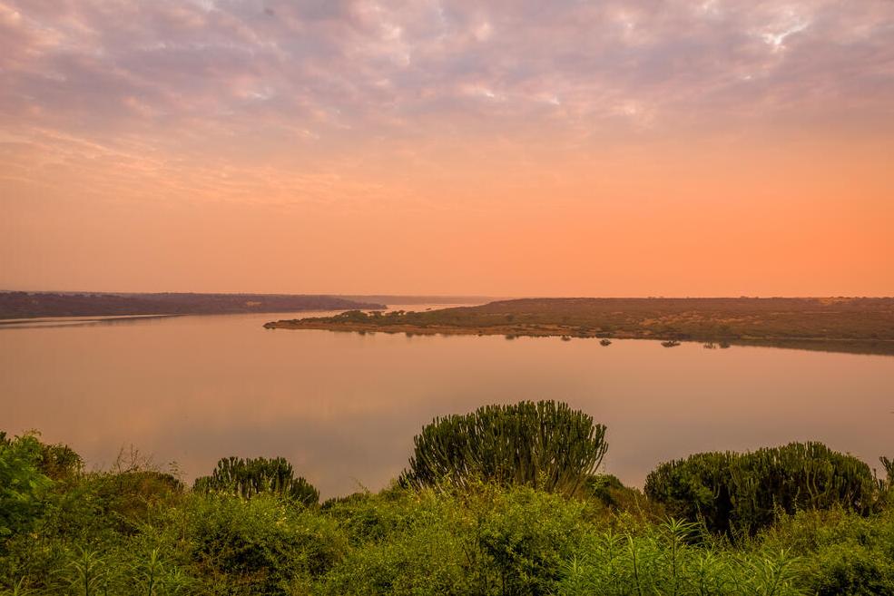 Kazinga Kanal bei Sonnenuntergang 