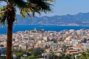 Blick ueber Cannes