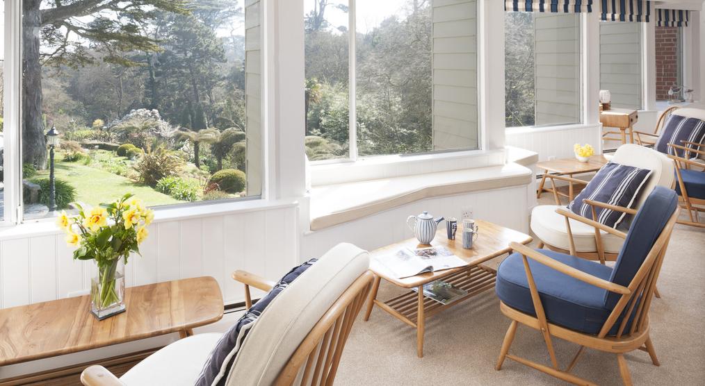 gemütliche Lounge mit herrlichem Ausblick