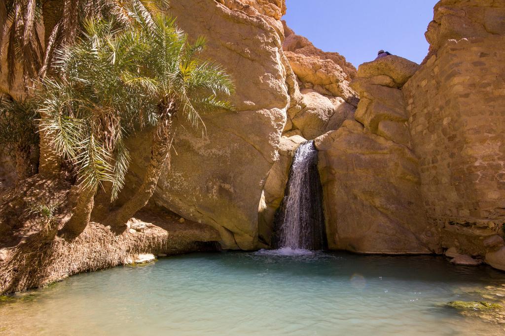 Chebika Oase mit Wasserfall