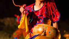 Tanz der „Trommler von Drametse“, Bhutan 