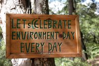 Celebrate Environment Day-Schild in Bhutan