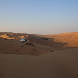 Jeep in der Wahiba Wueste, Oman 