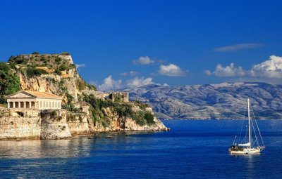 Griechischer Tempel am Meer