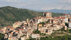 Ausblick auf Dorf, Cilento
