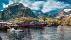 Rorbu-Häuser auf den Lofoten