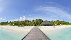 Holiday Island Strand Panorama, Malediven 
