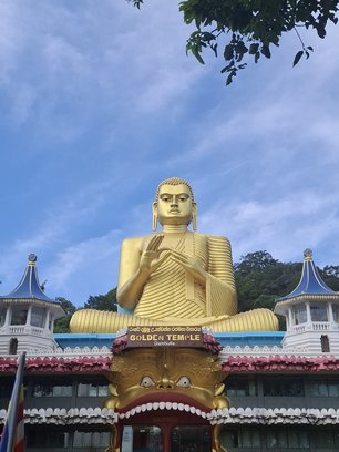 Der Goldene Tempel von Dambulla