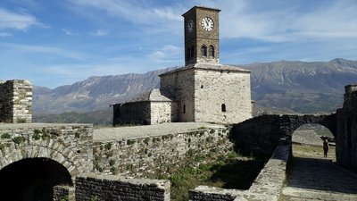 Glockenturm von Ruine von Gjirokastra