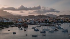 Mindelo Hafen als ein Highlight des Kapverden Reiseberichts