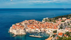 Die Altstadt von Dubrovnik am Meer