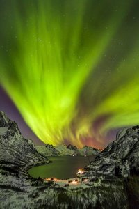 Nordlichter über den Senja-Inseln