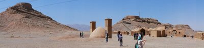 Schweigetürme von Yazd (© Hannelore Huber)
