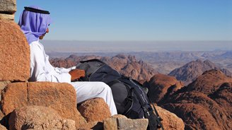 Sinai: Beduine und Sicht über die Berge