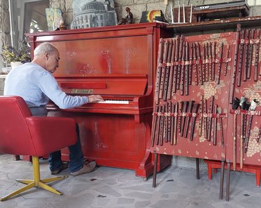 Duduk Meister in Jerewan, Armenien Duduk Meister in Jerewan, Armenien