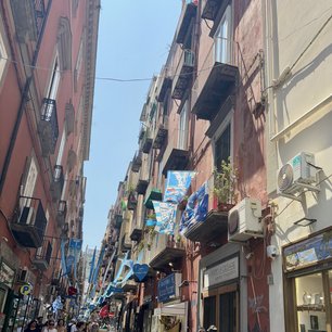 Blick auf die Gassen von Neapel