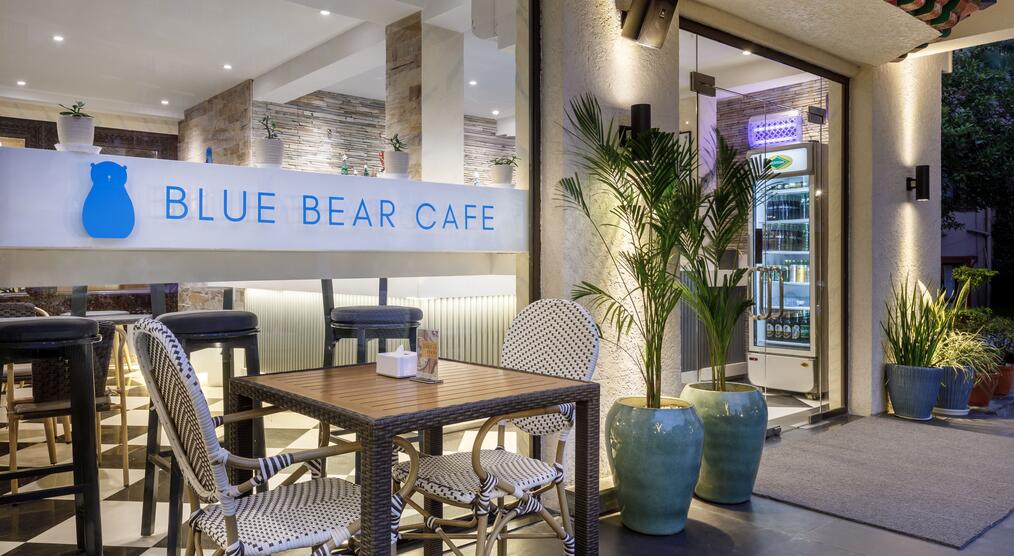 Blue Bear Café