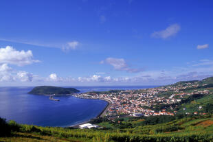 Blick auf die Insel Faial 