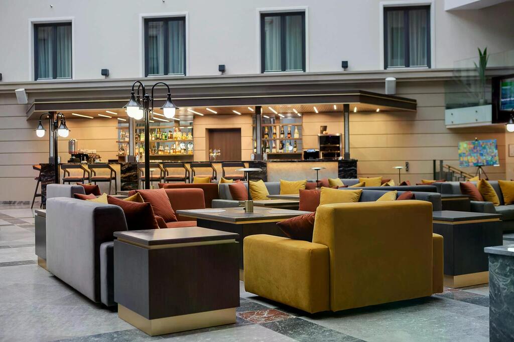 Lobby mit Bar