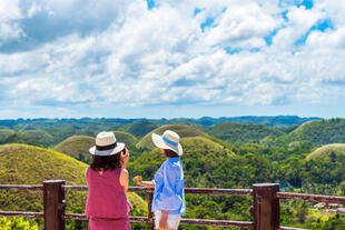 Aussichtspunkt des Chocolate Hills Complex