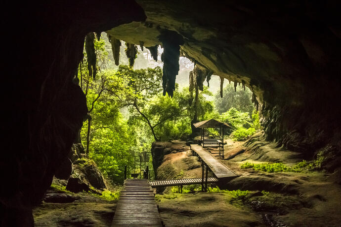 Höhle im Niah Nationalpark