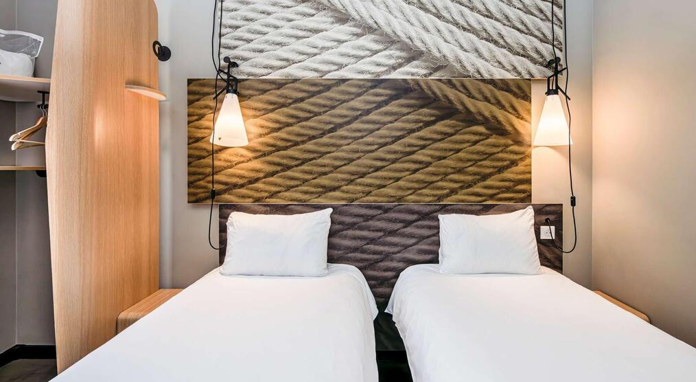Zweibettzimmer