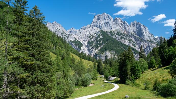 Wanderweg Alpen