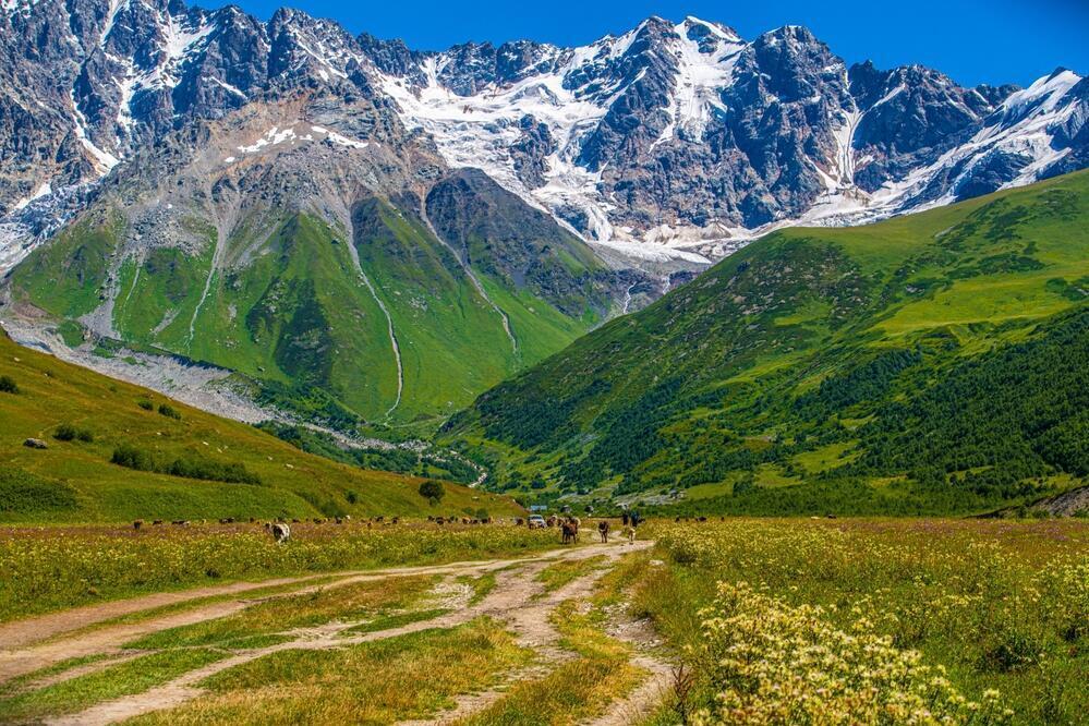 Ushguli Berglandschaft
