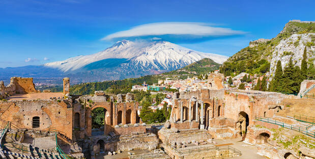 Ruinen des alten Theaters in Taormina ​