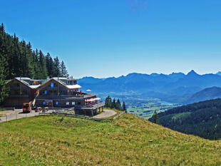 Sportheim Boeck Montain Lodge an der Alpspitzbahn  